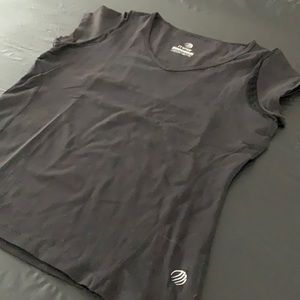 MPG V neck black top.  Size XL.